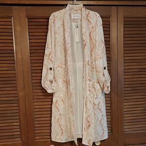 NWT cupcakes & cashmere Snake Print Robe